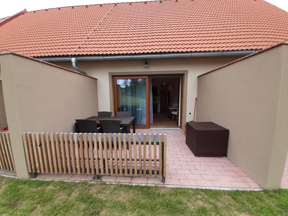Residence Klazary U Zumberka - Terasove Apartmany Kamenna Exterior photo